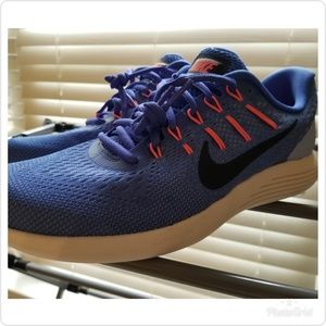 NWOT Nike Lunar Glide 8, size 11